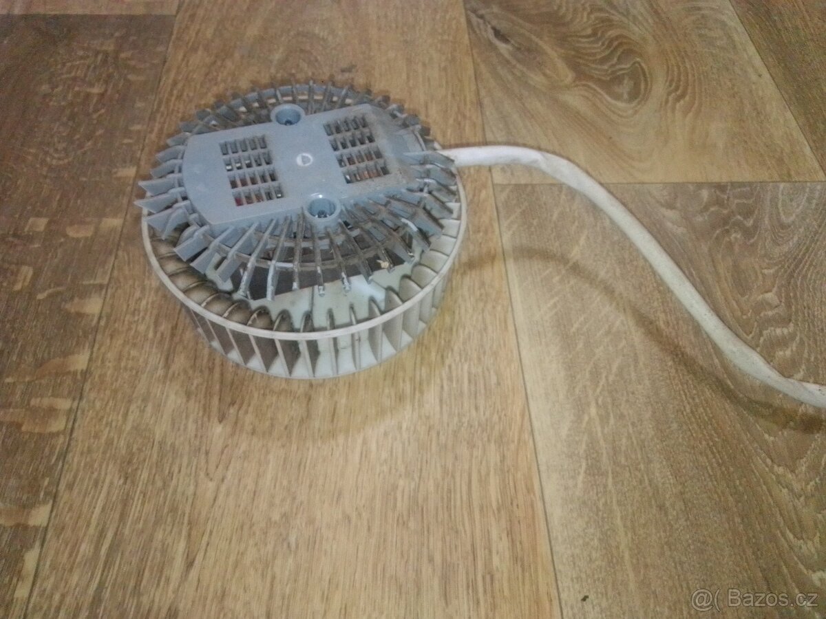 baterie kohoutky Metalia, digestoř Amica OSC510 - 4