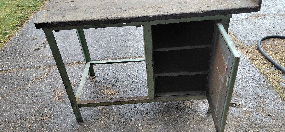 dílenský stul - 4