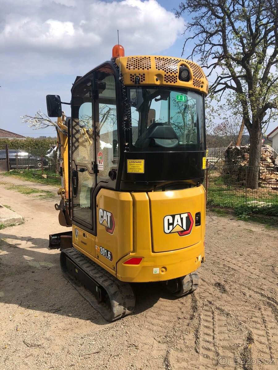 Caterpillar CAT 301.6 - 4
