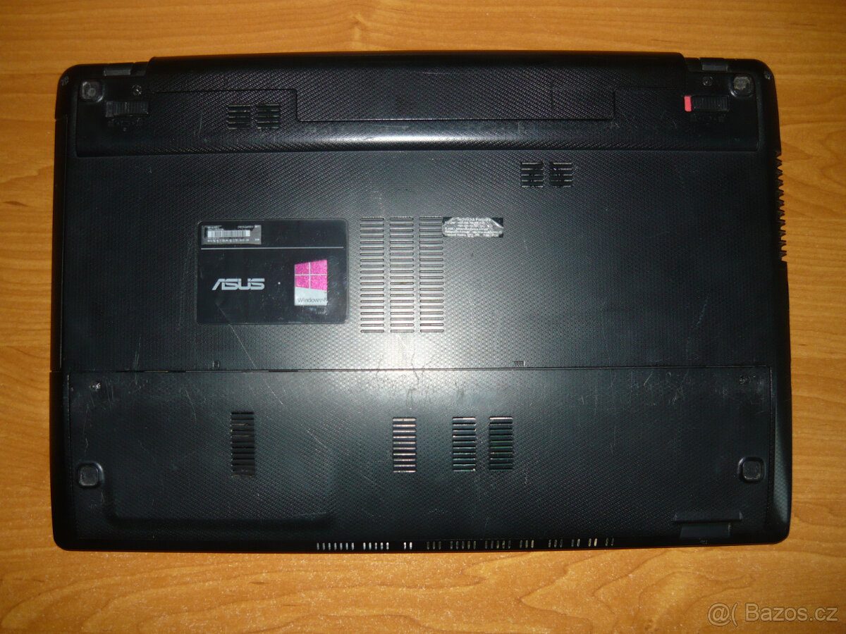 Asus X55U - 4