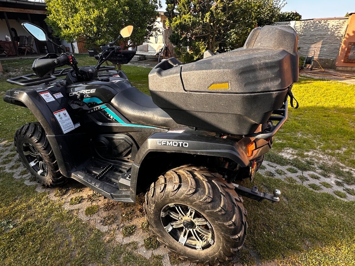 Čtyřkolka CF moto 520L