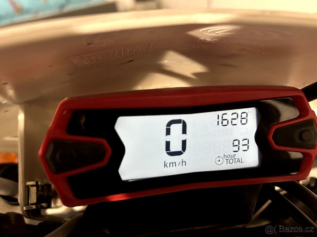 Beta Xtrainer 300 2T