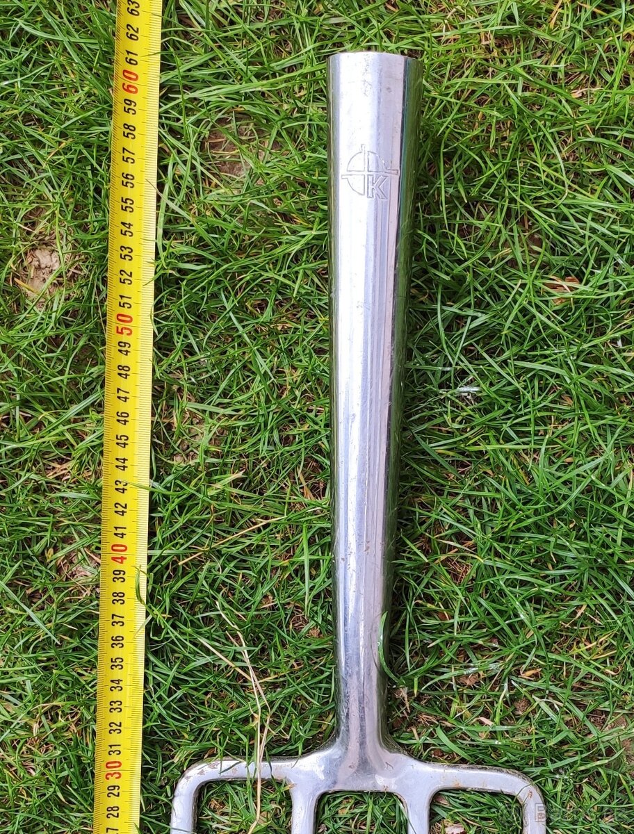 rycí vidle nerez 700 Kč - 4