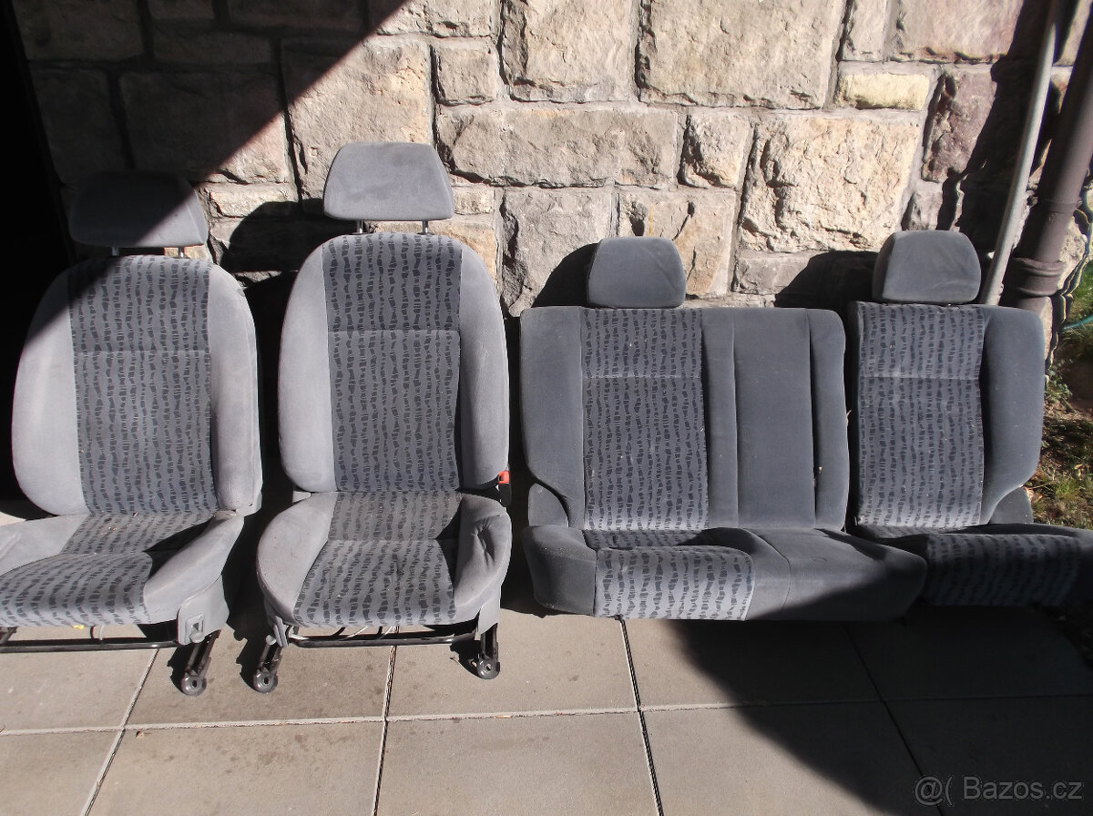 ŠKODA 120-FELICIE SEDADLA-TĚSNĚNÍ-NÁHRADNÍ DÍLY A KAPOTY - 4