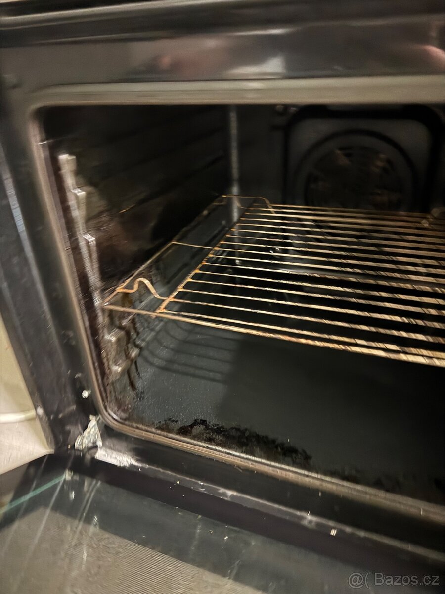 Vestavná trouba Amica - 4