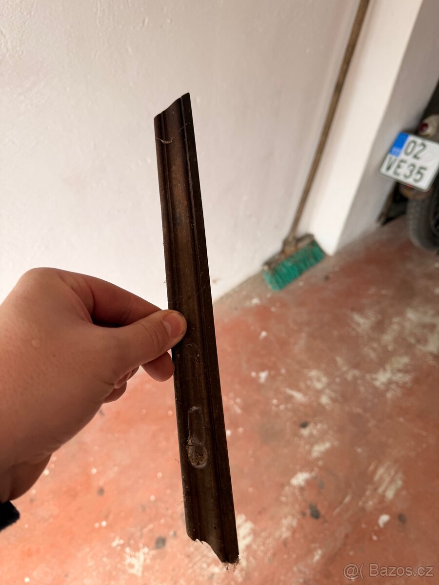 dřevěné lišty / profily ke skříni - 4