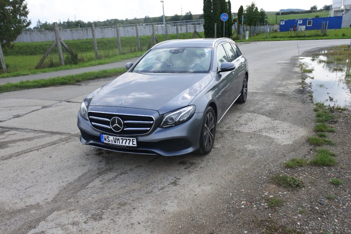 Mercedes E300de Kombi, 306 koní - 4