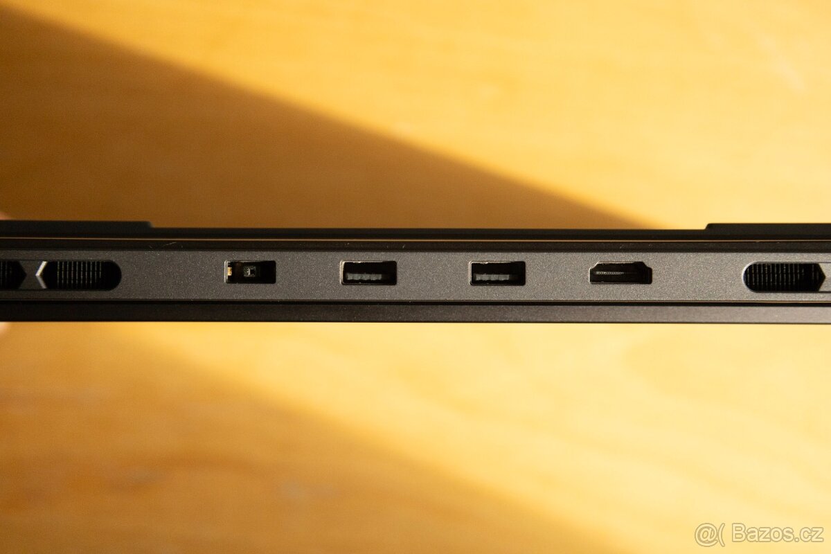 Lenovo Legion Slim 5 14APH8 - 4