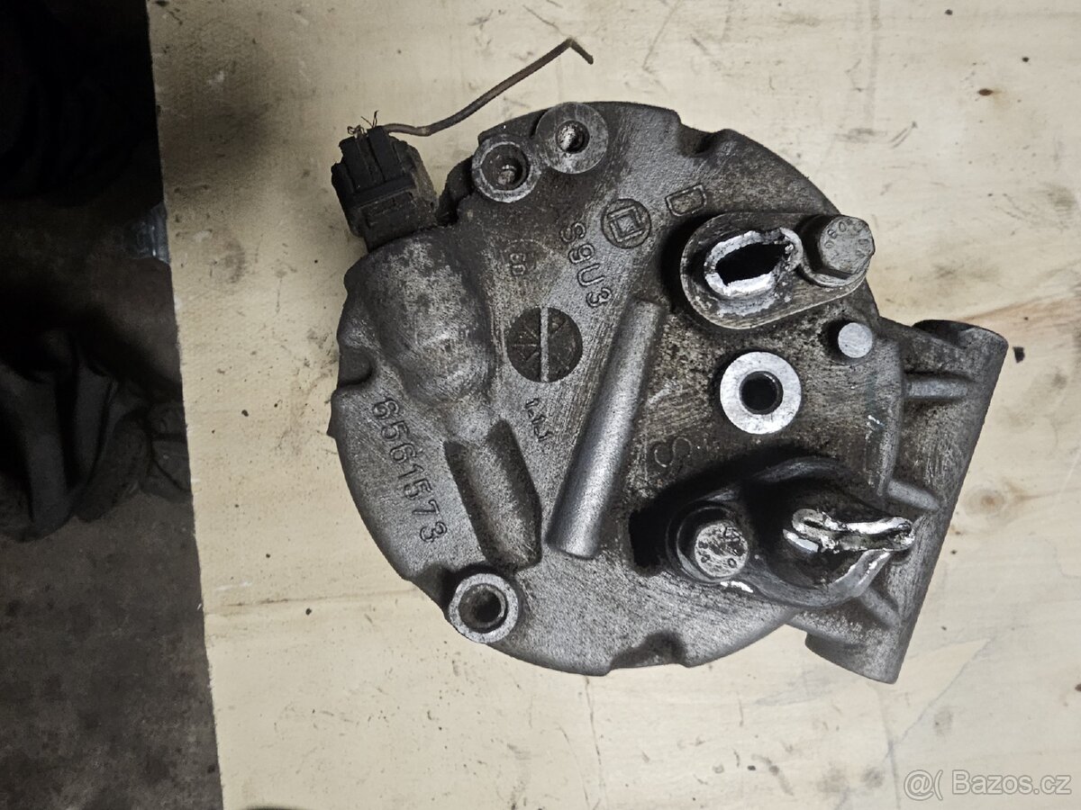 Kompresor klimatizaci RENAULT ESPACE IV 4 - 4