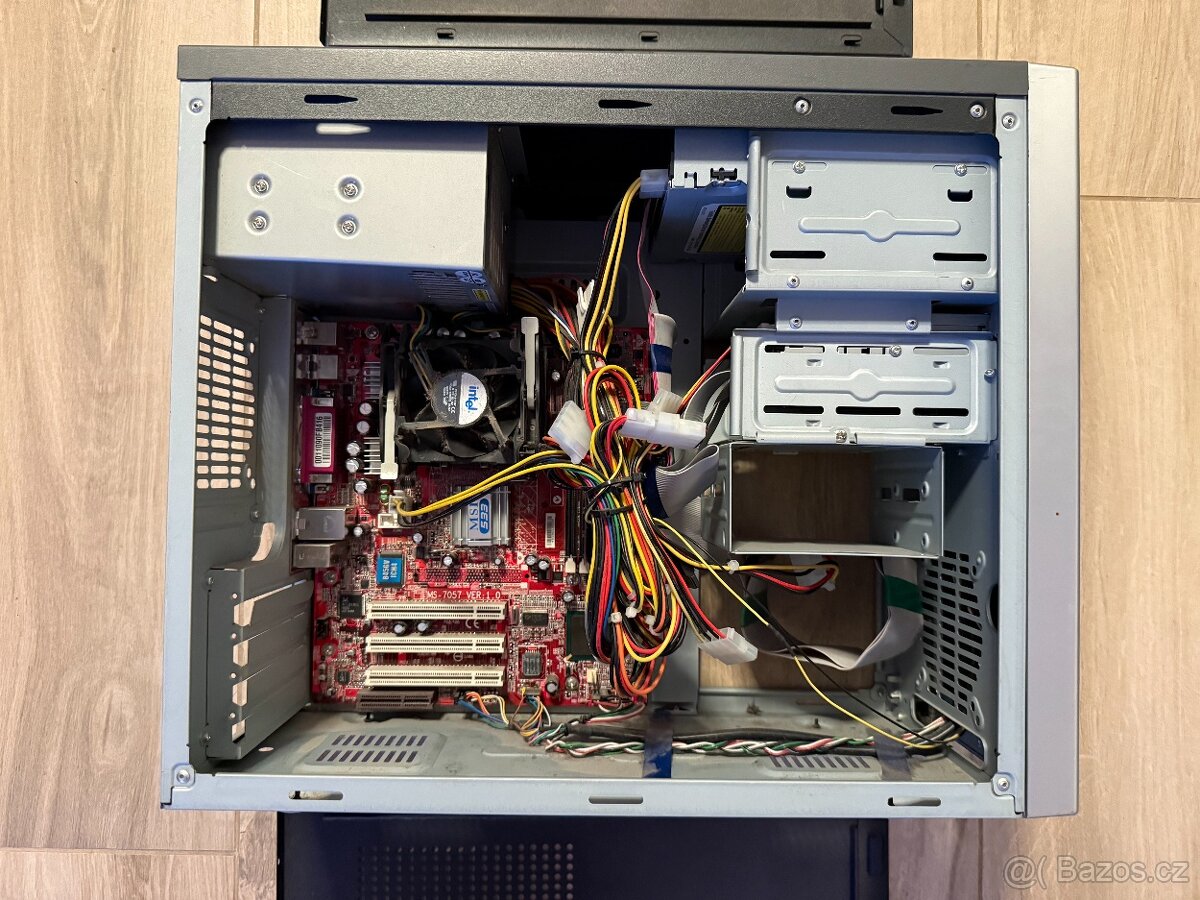 stolní PC (Intel Celeron D 2.26GHz SL87K, 512MB DDR) - 4