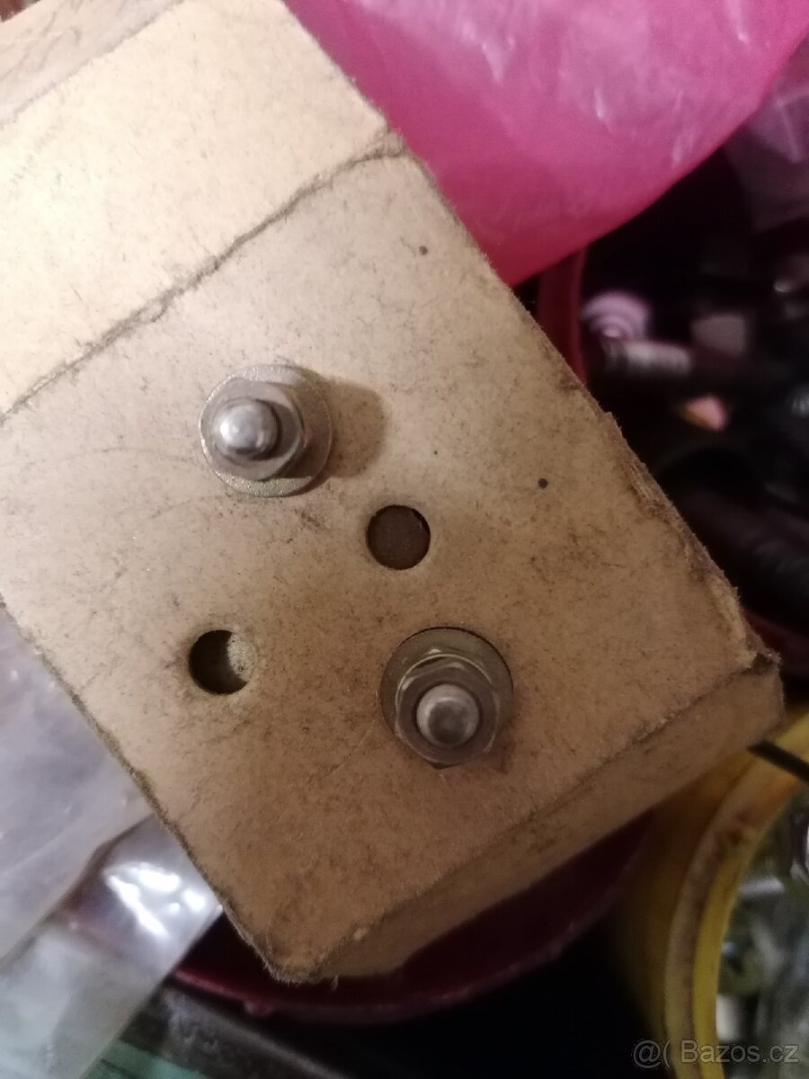 Přístroje na Žuka - 4