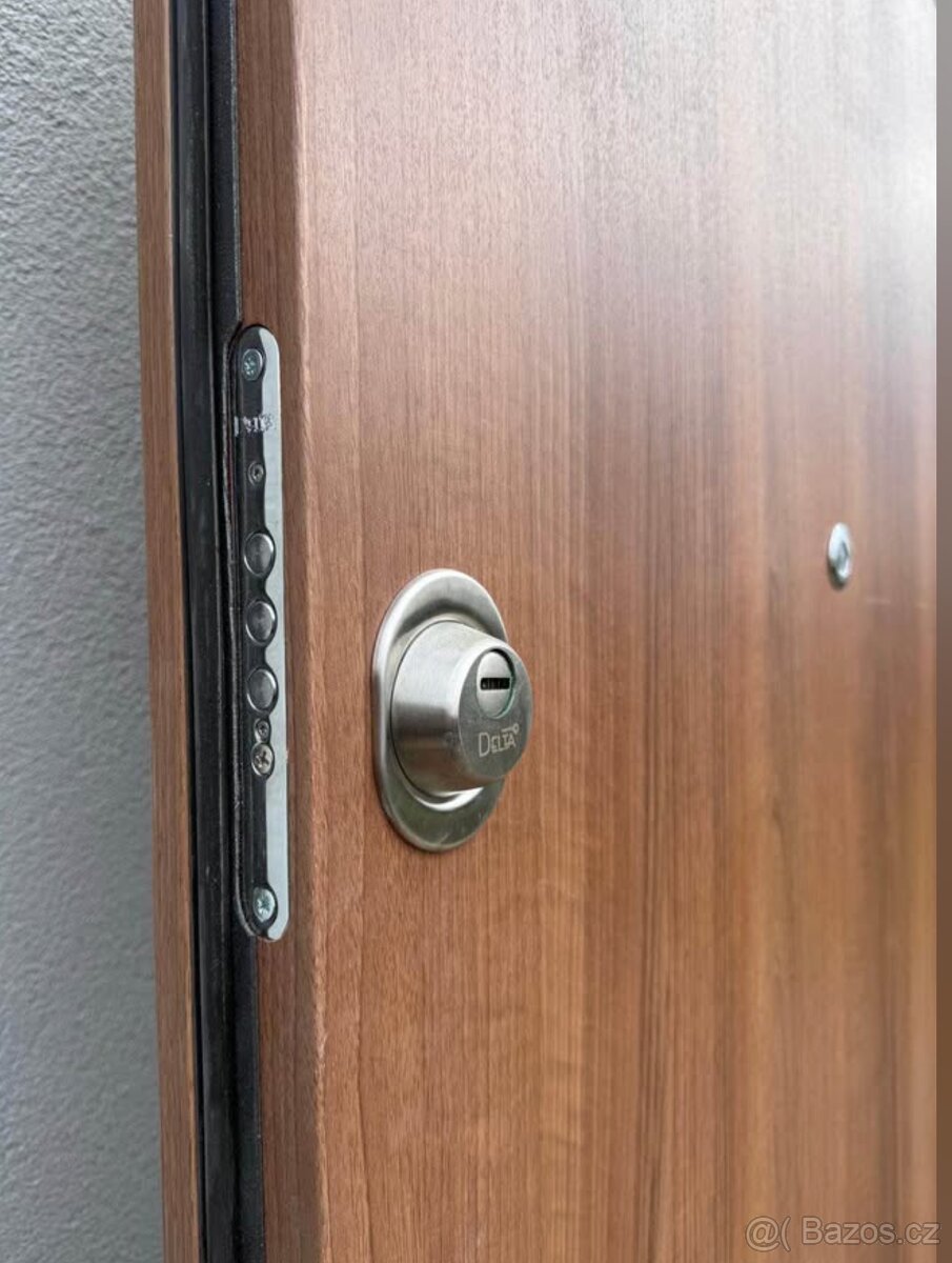 Nové bezpečnostní dveře - 4