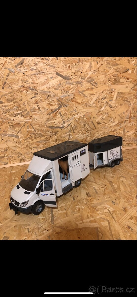 Bruder Mercedes Sprinter Koňská souprava - 4
