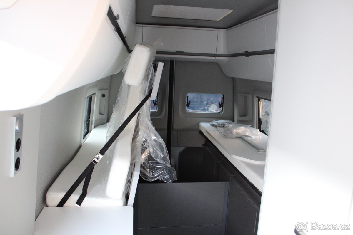 Obytný automobil VW Crafter Grand California 680- 177ps - 4