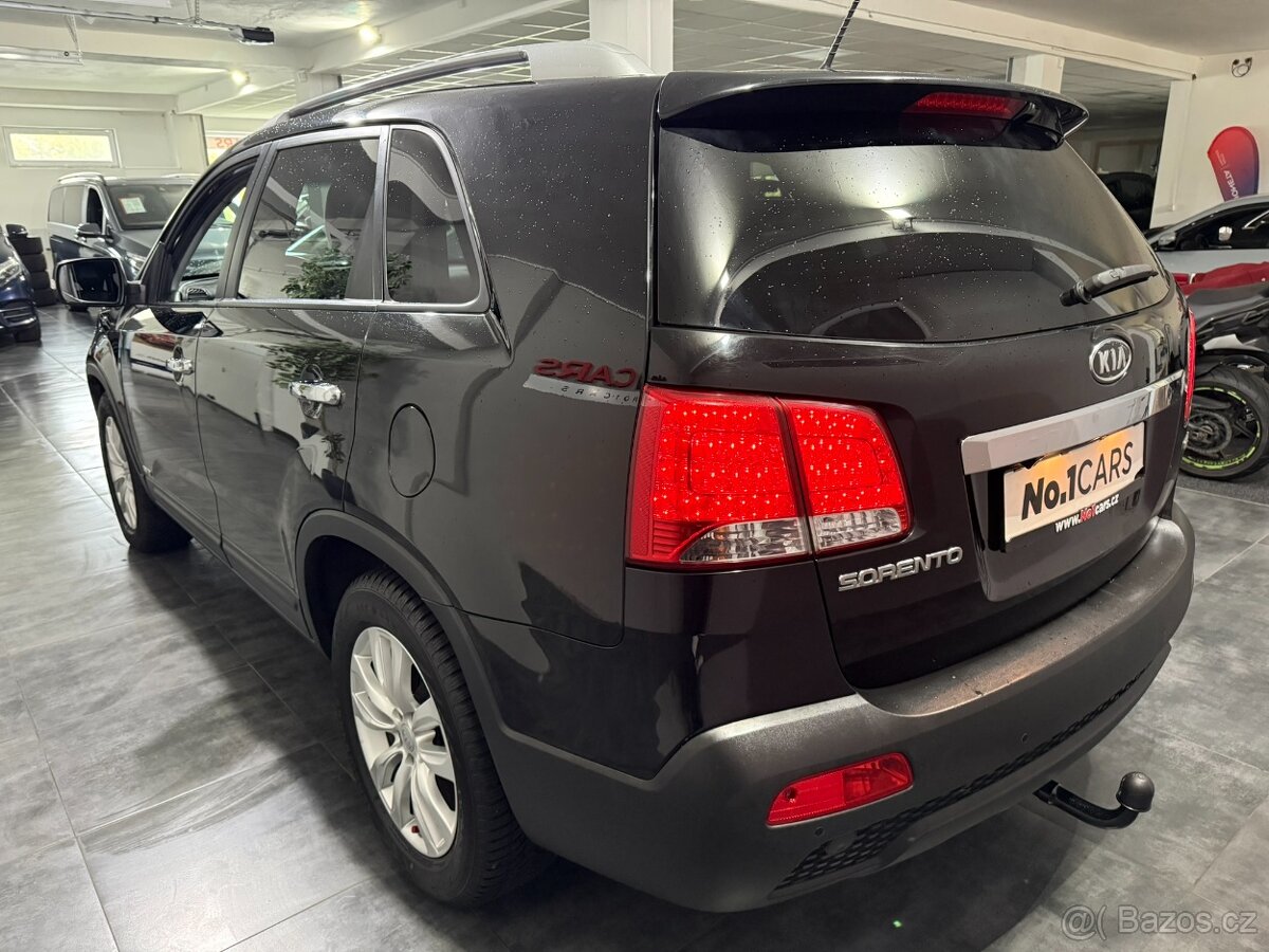 Kia Sorento 2,2 CRDI PREMIUM AUTOMAT KAMERA KEYLESS TOP - 4