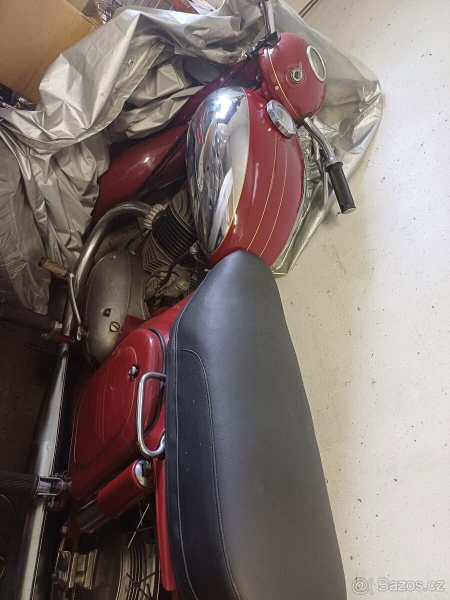 Jawa 250/353, Kejvačka - 4