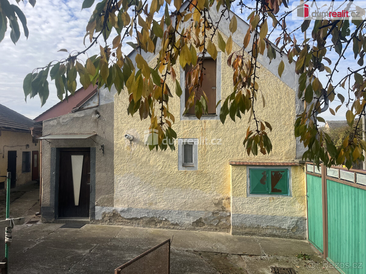 Prodej menšího RD, 2+1, Žižice - 4