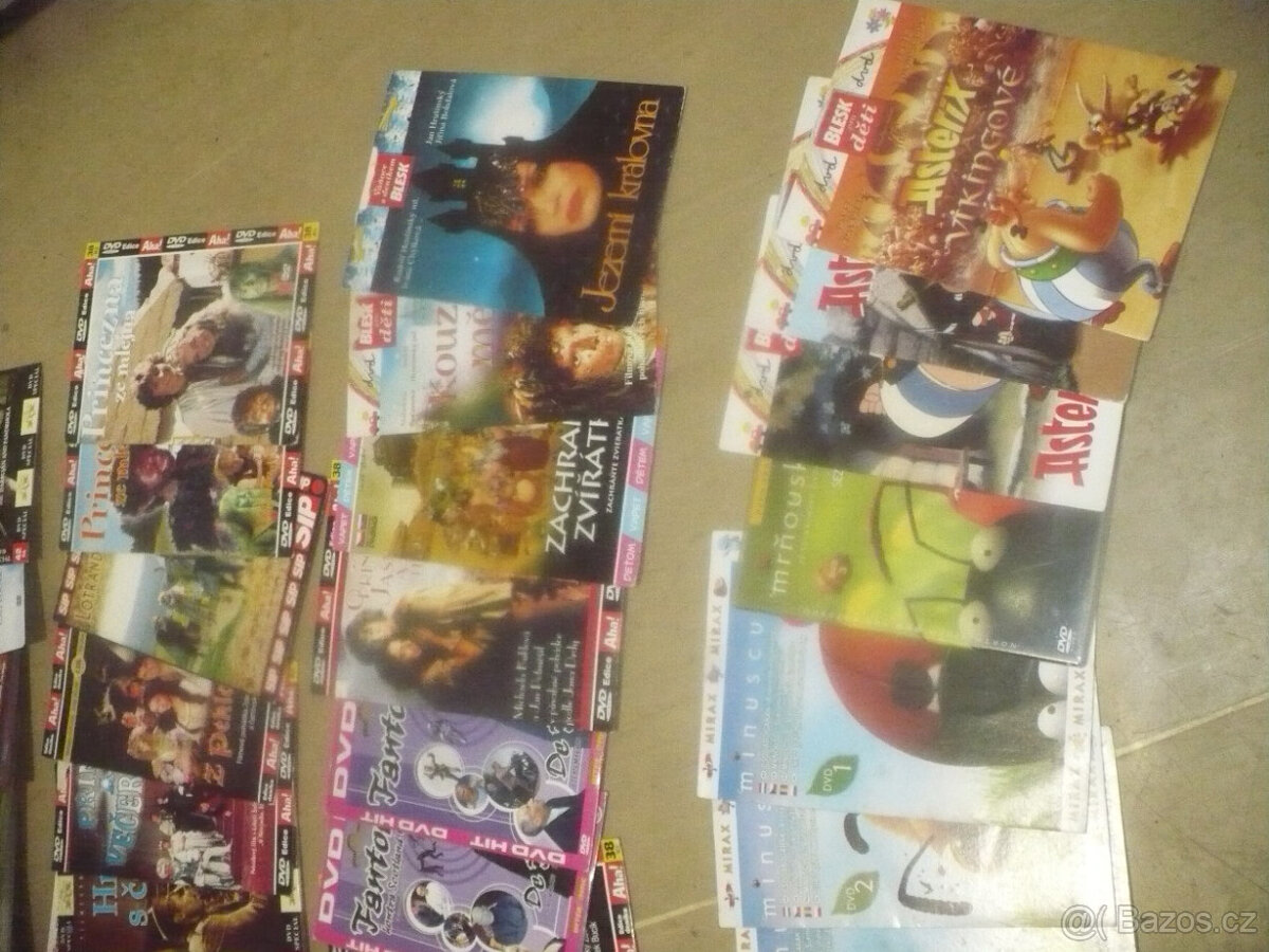 150 filmů na dvd + dvd přehrávač - 4