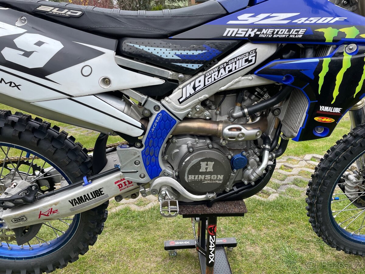 Yamaha YZF 450 - 4
