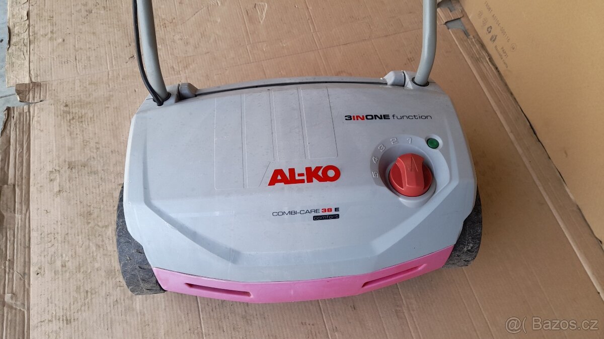 Kvalitní vertikutátor Al-ko 1300 W - 4