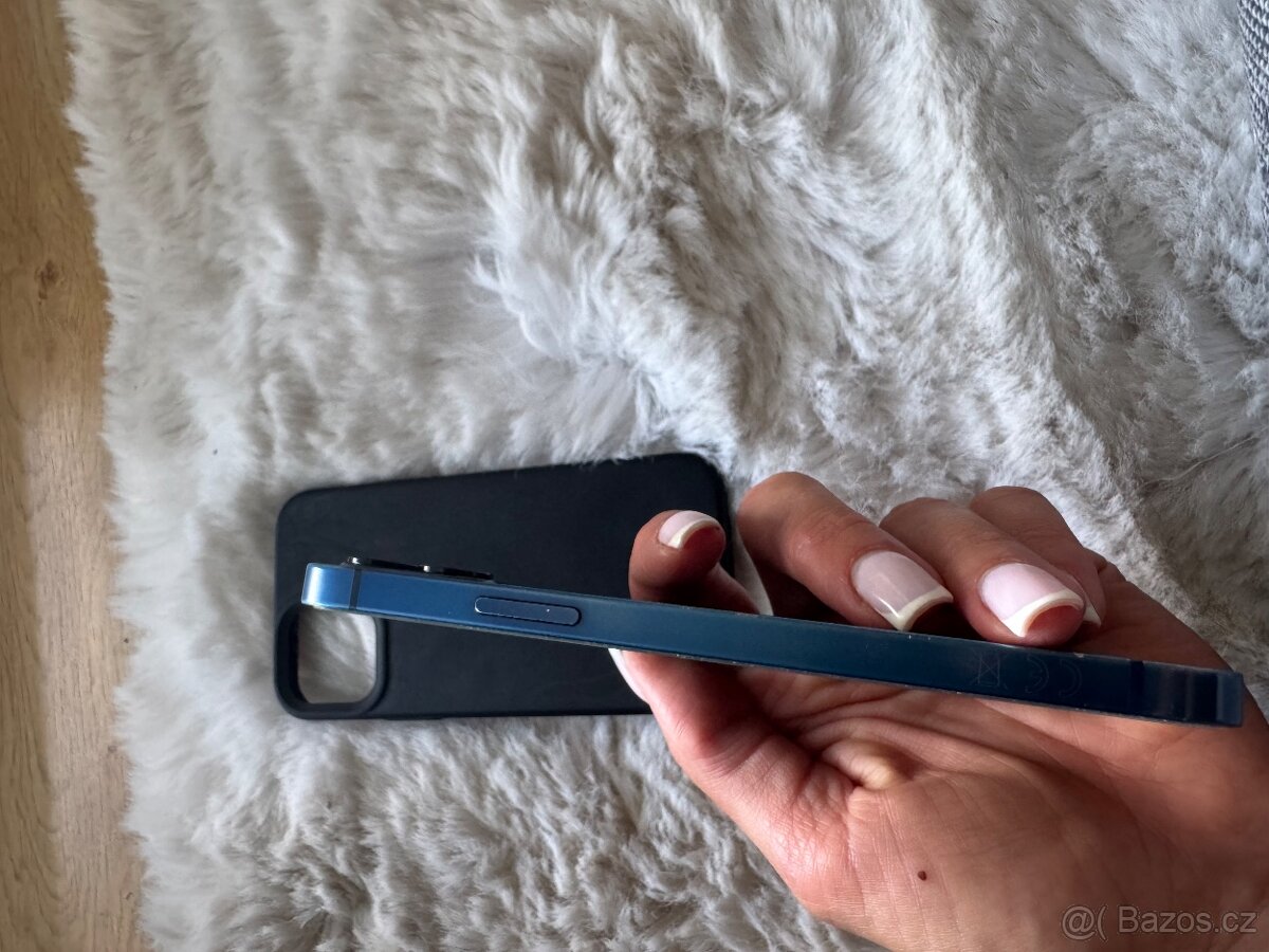 IPhone 12 - 4