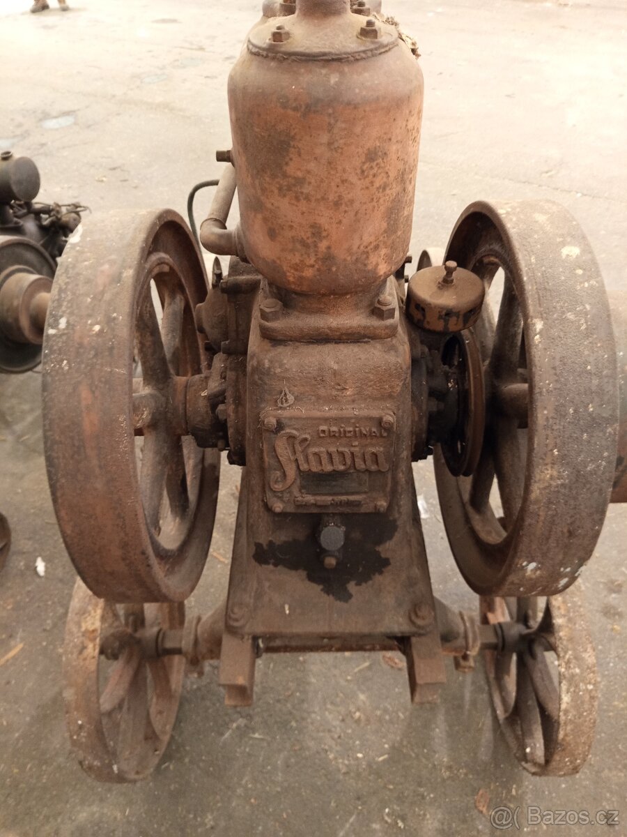 Stabilní motor Slavia 4K - 4