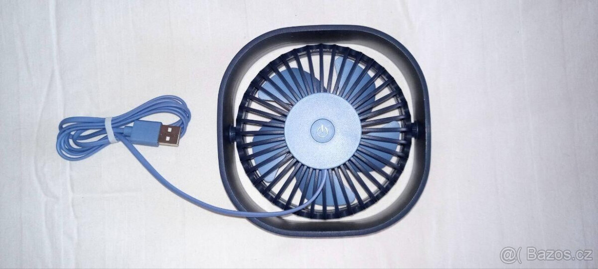 Polohovatelný USB ventilátor - 3 rychlosti - 4