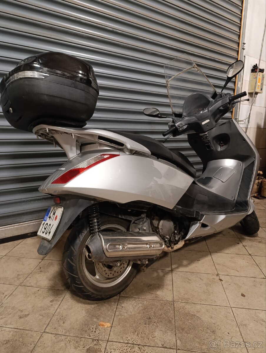 Honda Pantheon skútr - 4