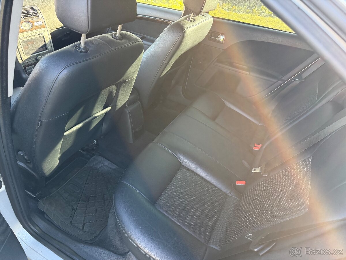 Ford Mondeo 2.2 tdci 114kw, 2006, Ghia - 4