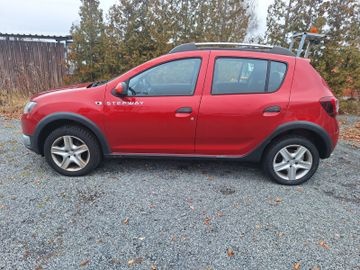 Sandero Stepway 0,9 /66 kW benzín - 4
