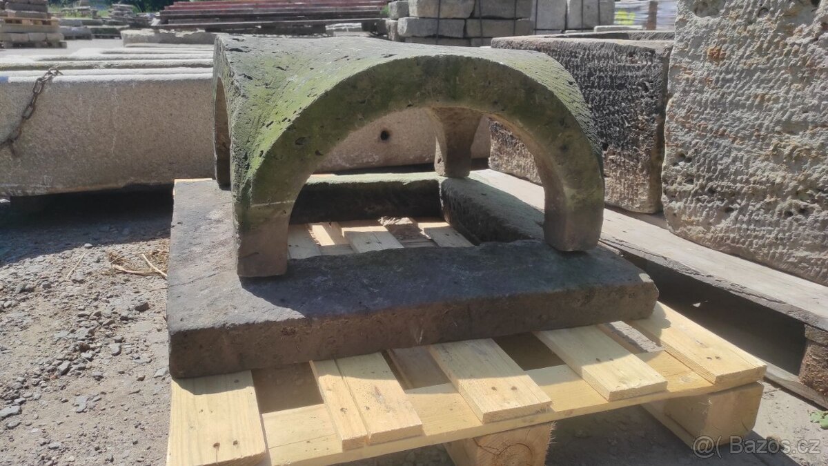 Starý kamenný komín, pískovcový komín - 4