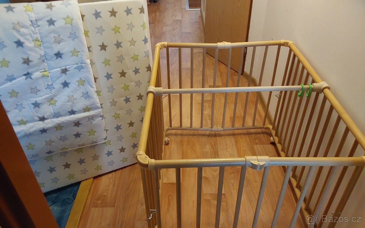 Skládací dětská ohrádka - 4