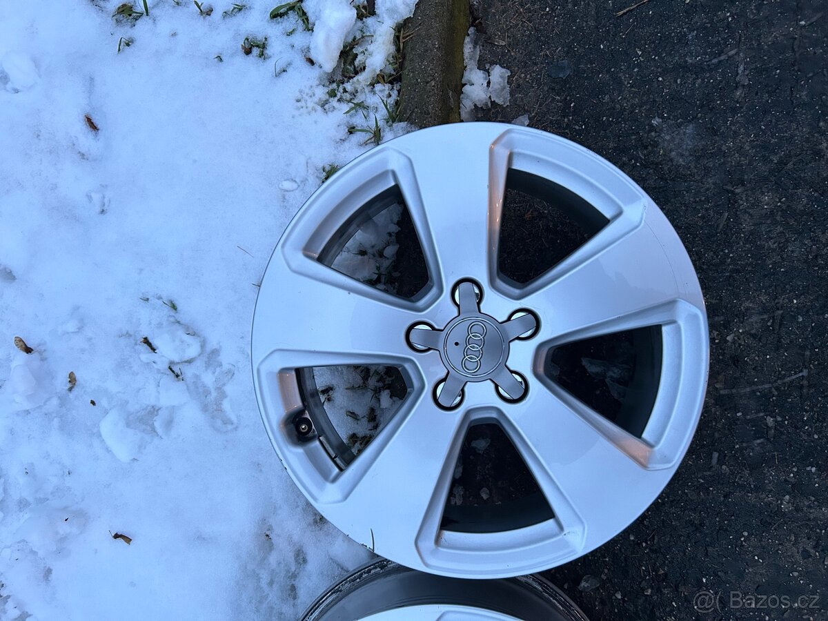Audi A3 R17 Originální Alu Kola - 4