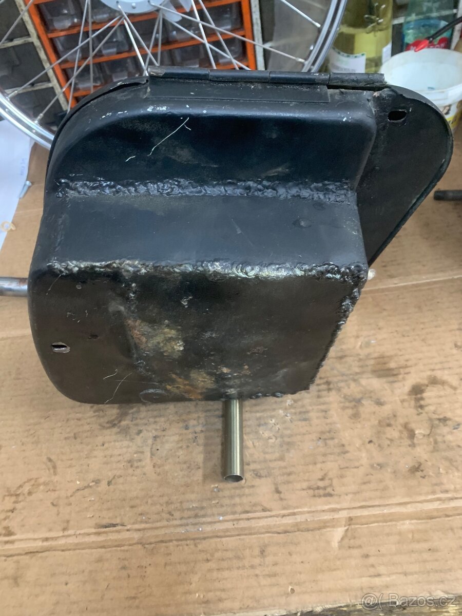 Jawa,čz kaslík akumutátoru - 4