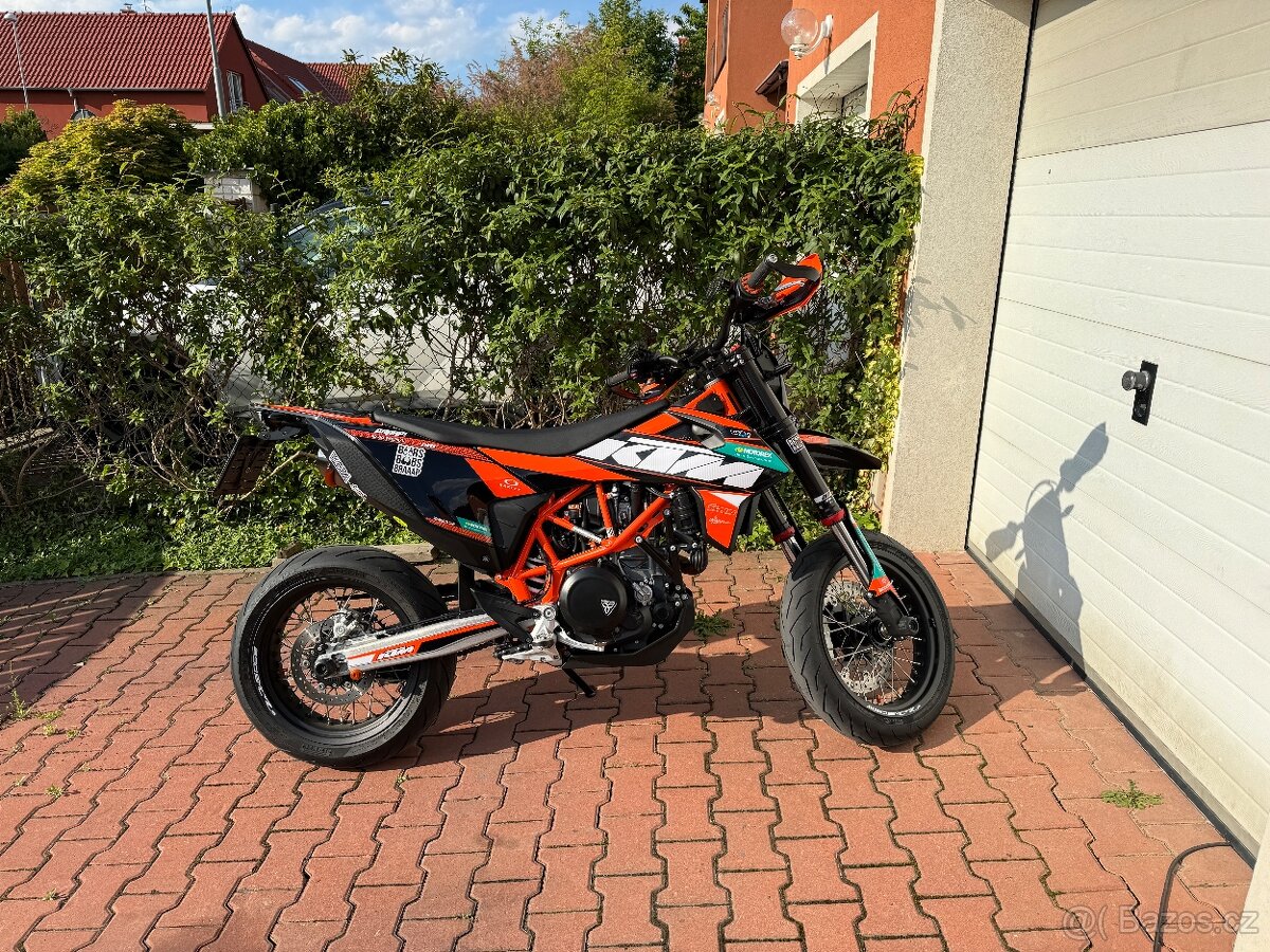 KTM 690 SMC-R 2021 - 4