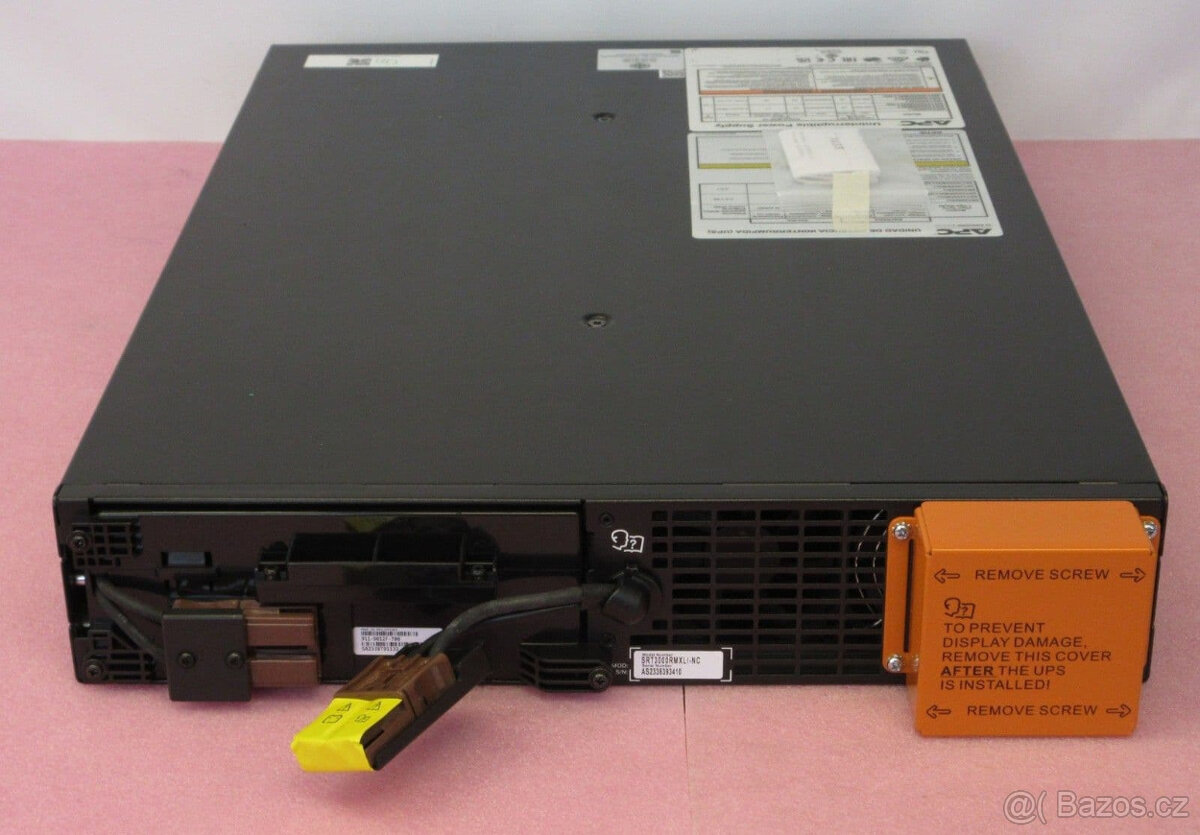 APC Smart-UPS SRT3000RMXLI - 4