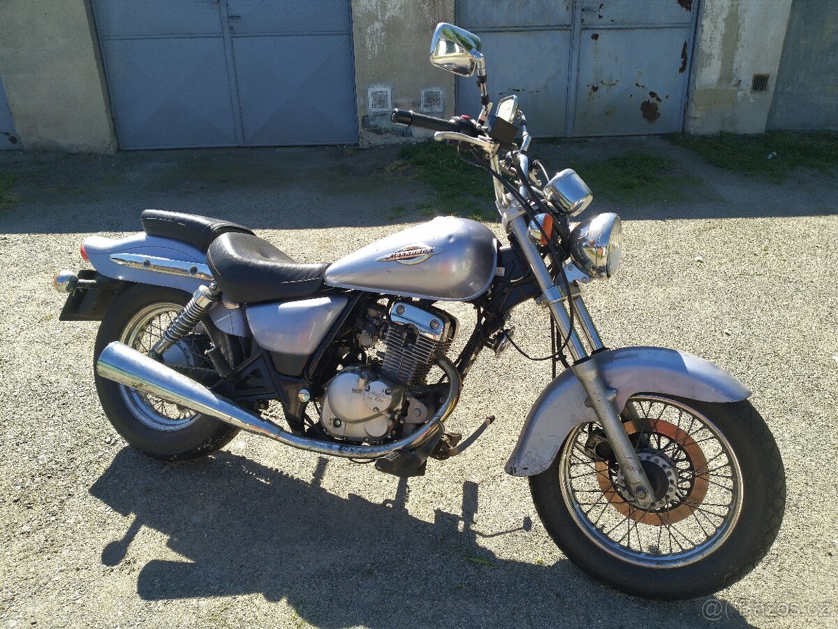 Suzuki Marauder 125 - 4