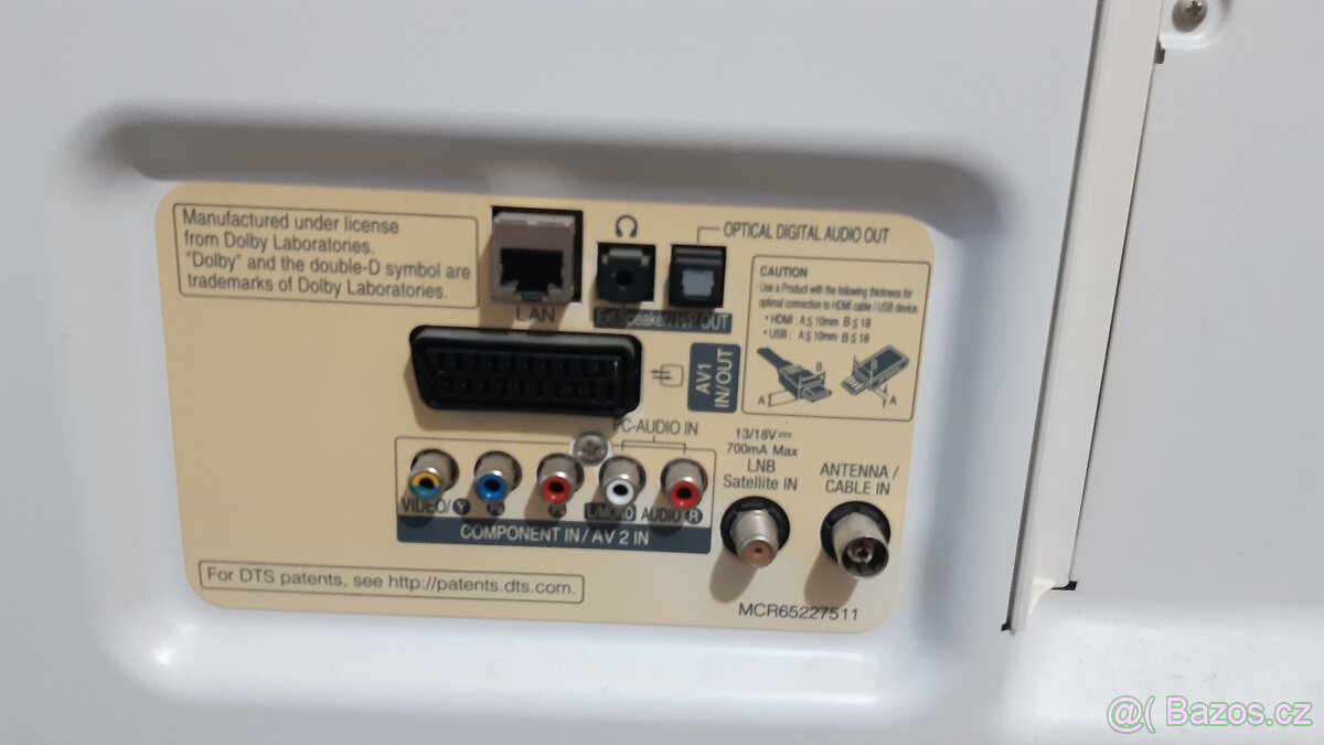 Televize LG+televizní stolek - 4