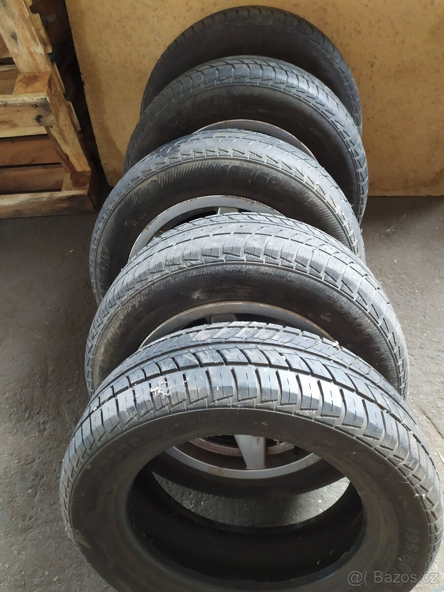 Pneu(kola alu) Platin 195/60/15. Za vše 1800kč - 4