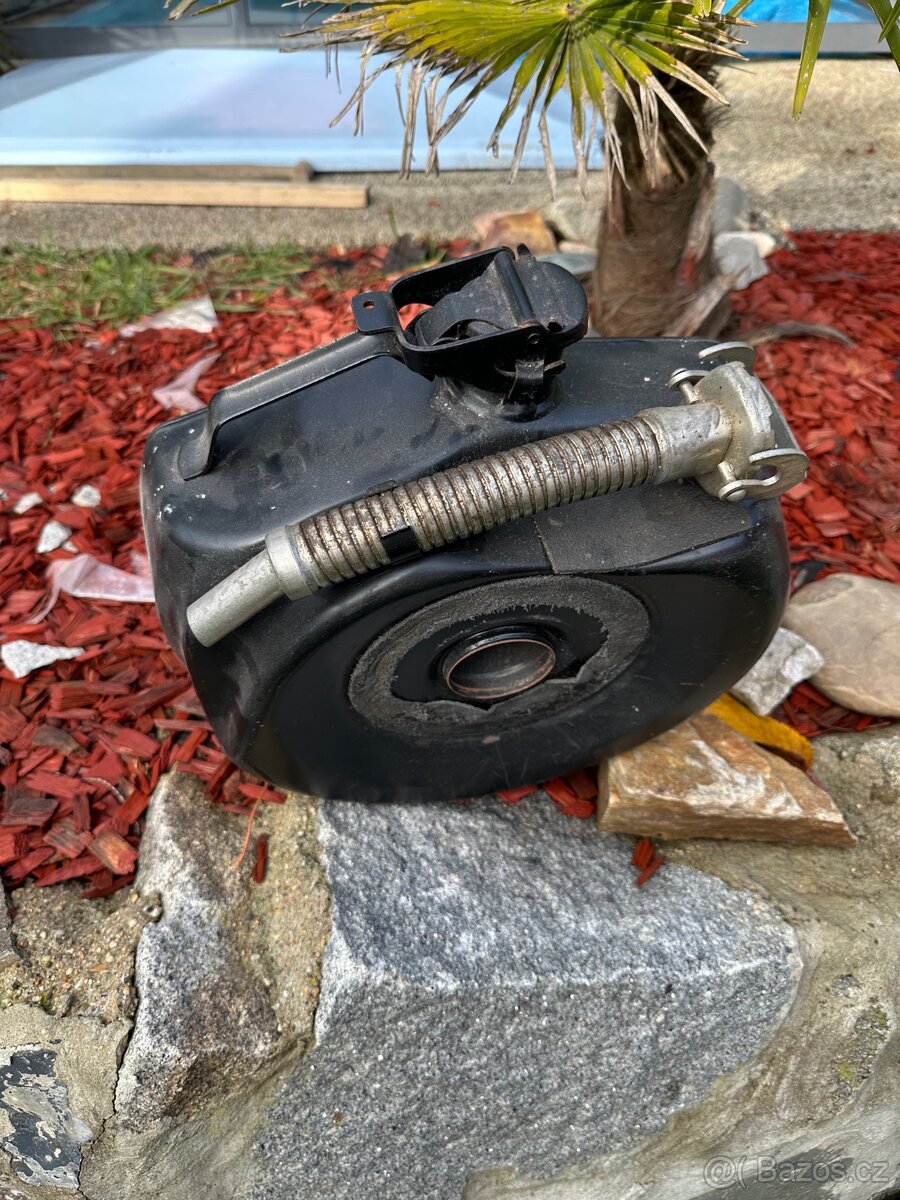 BMW - kanystr original 9L - 4