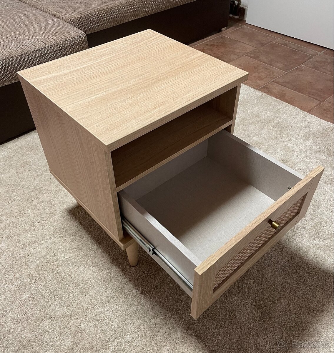 Prodám noční stolek Mobelix - 4