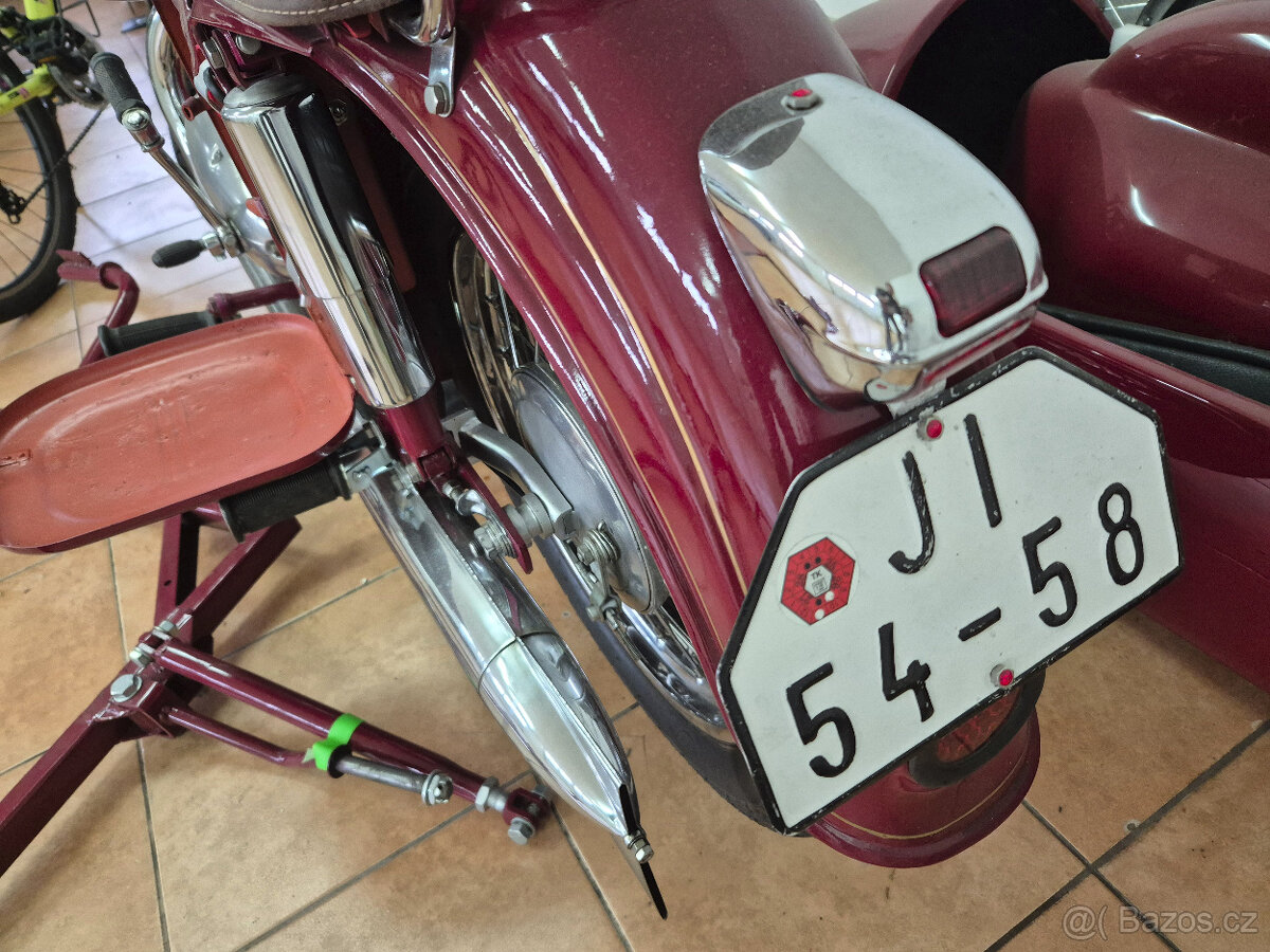 Jawa 250 + side Velorex - 4