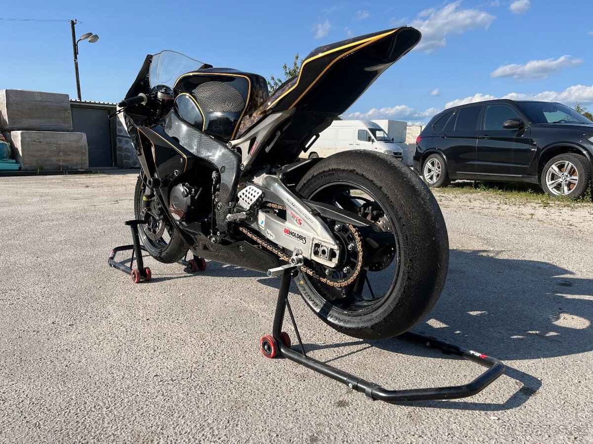 Honda CBR 1000RR SC59E - okruhovka - 4