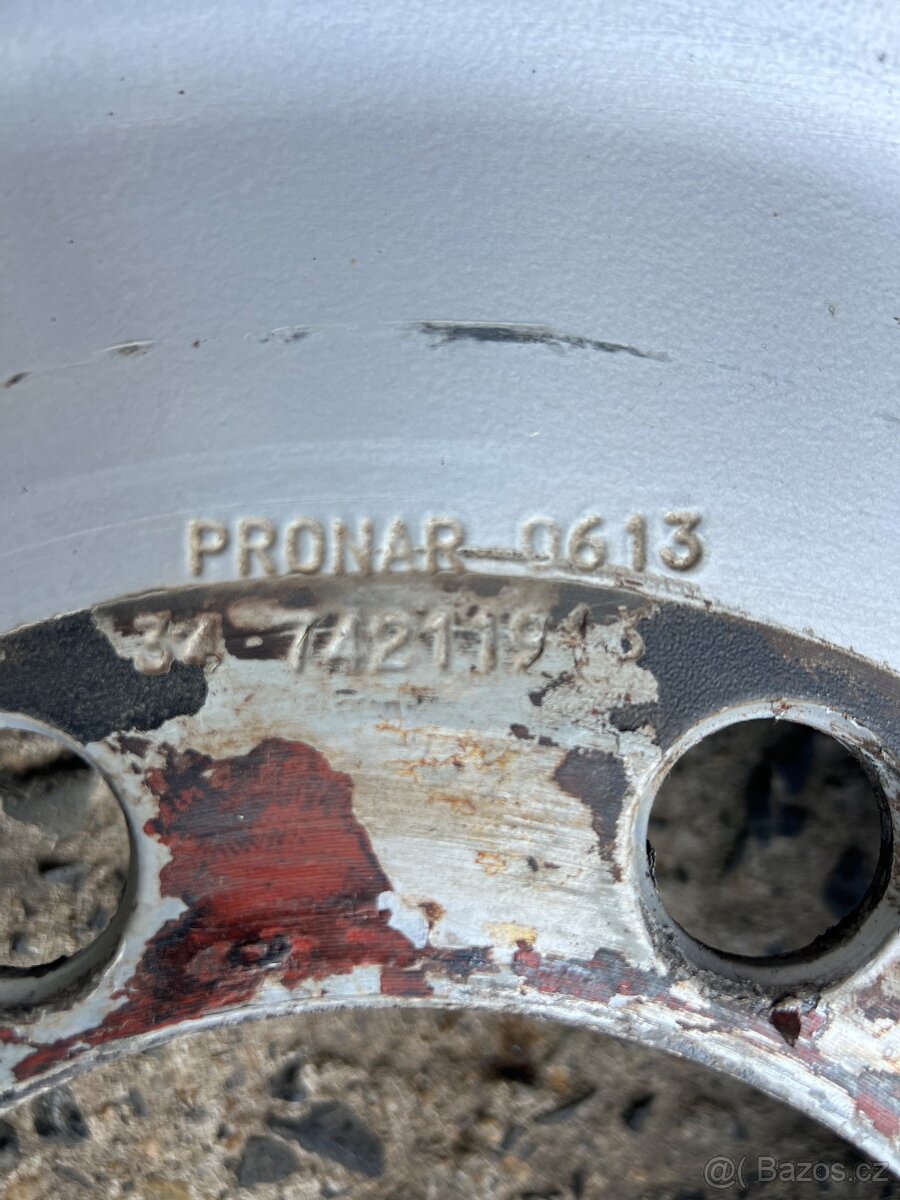 Prodám hvězdici kola 34 - 4