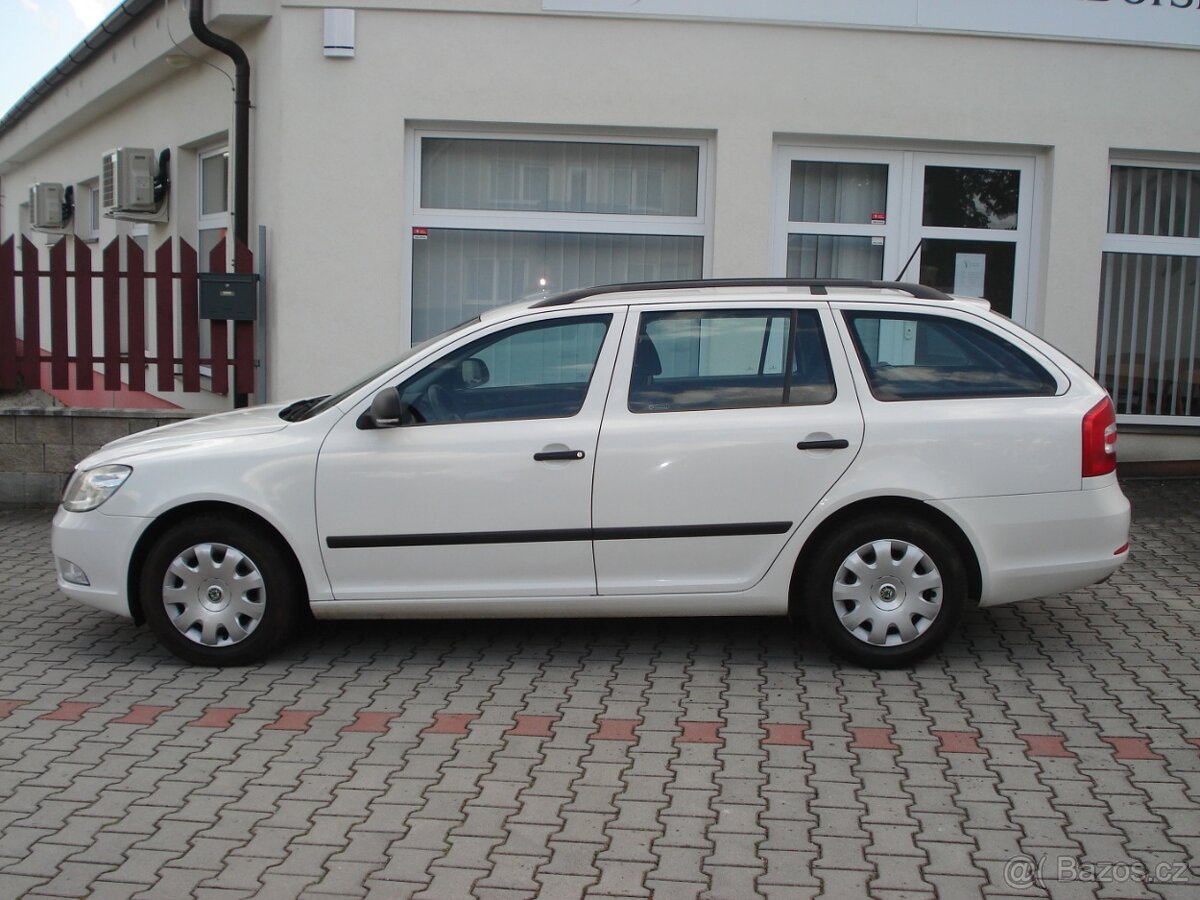 Škoda Octavia Kombi 1.6 TDI,SERVISKA - 4