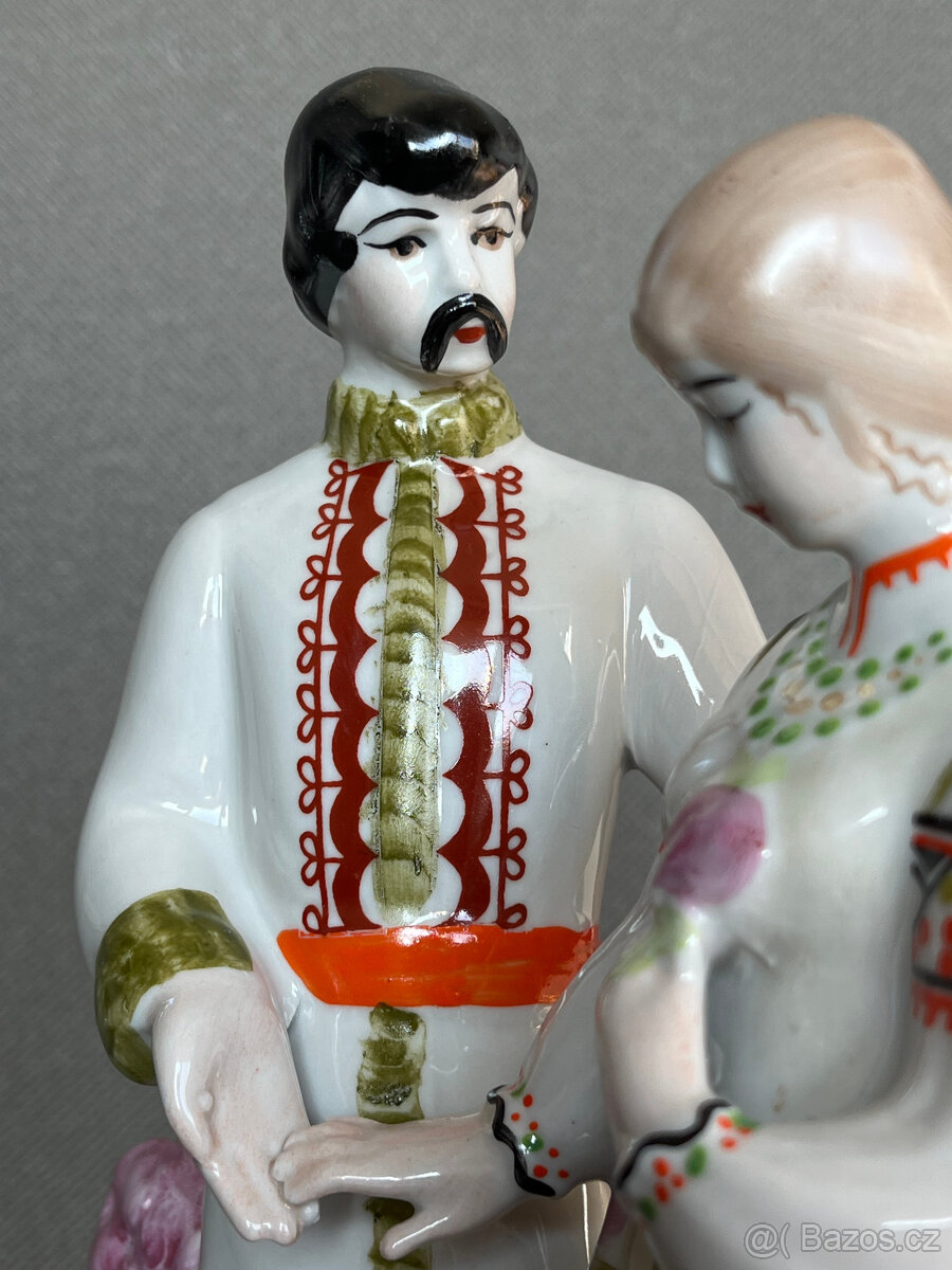 Porcelánová soška Zamilovaný pár 25.5 cm, Polonne USSR - 4