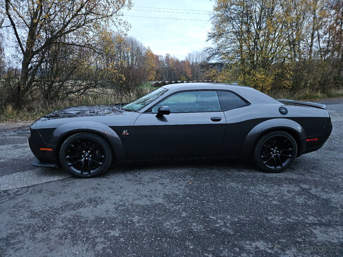 Dodge Challenger 6.4 V8 Scat Pack Wide r.v.2022 - 4