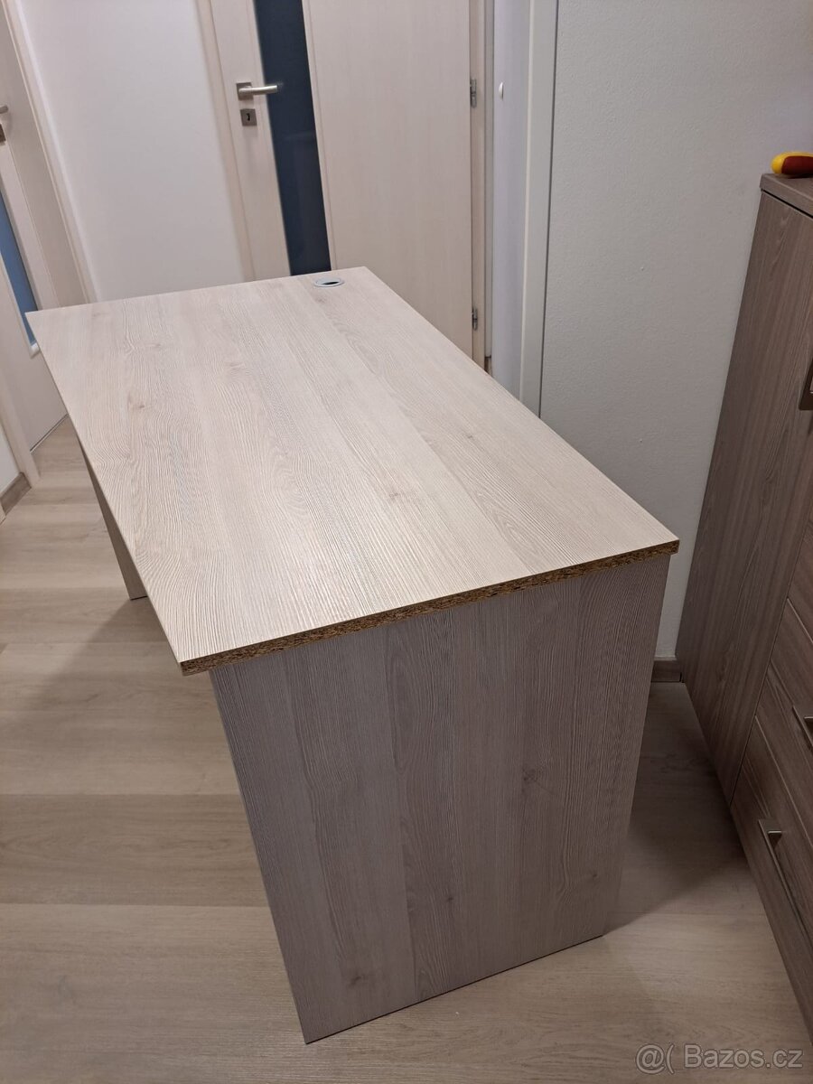 Psací stůl - 4
