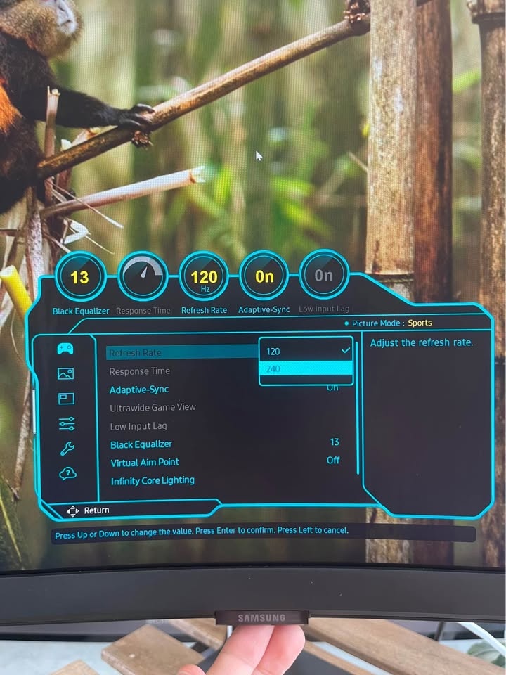 Luxusní 4K monitor 32´ Samsung G8 NEO 240hz - 4