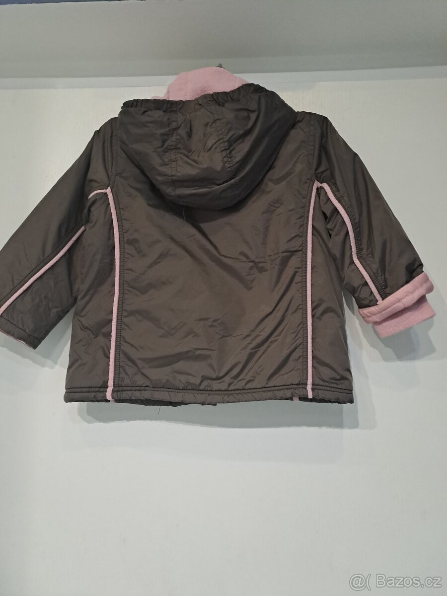 Zimní bunda s kapucí a rifle vel. 104 věk 3-4 roky - 4